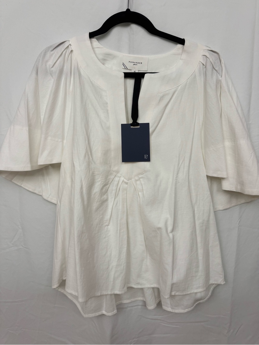 NWT Pomander Palace by Tuckernuck White Flutter Sleeve Top